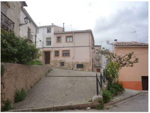 Vista exterior de Piso en venta en Priego
