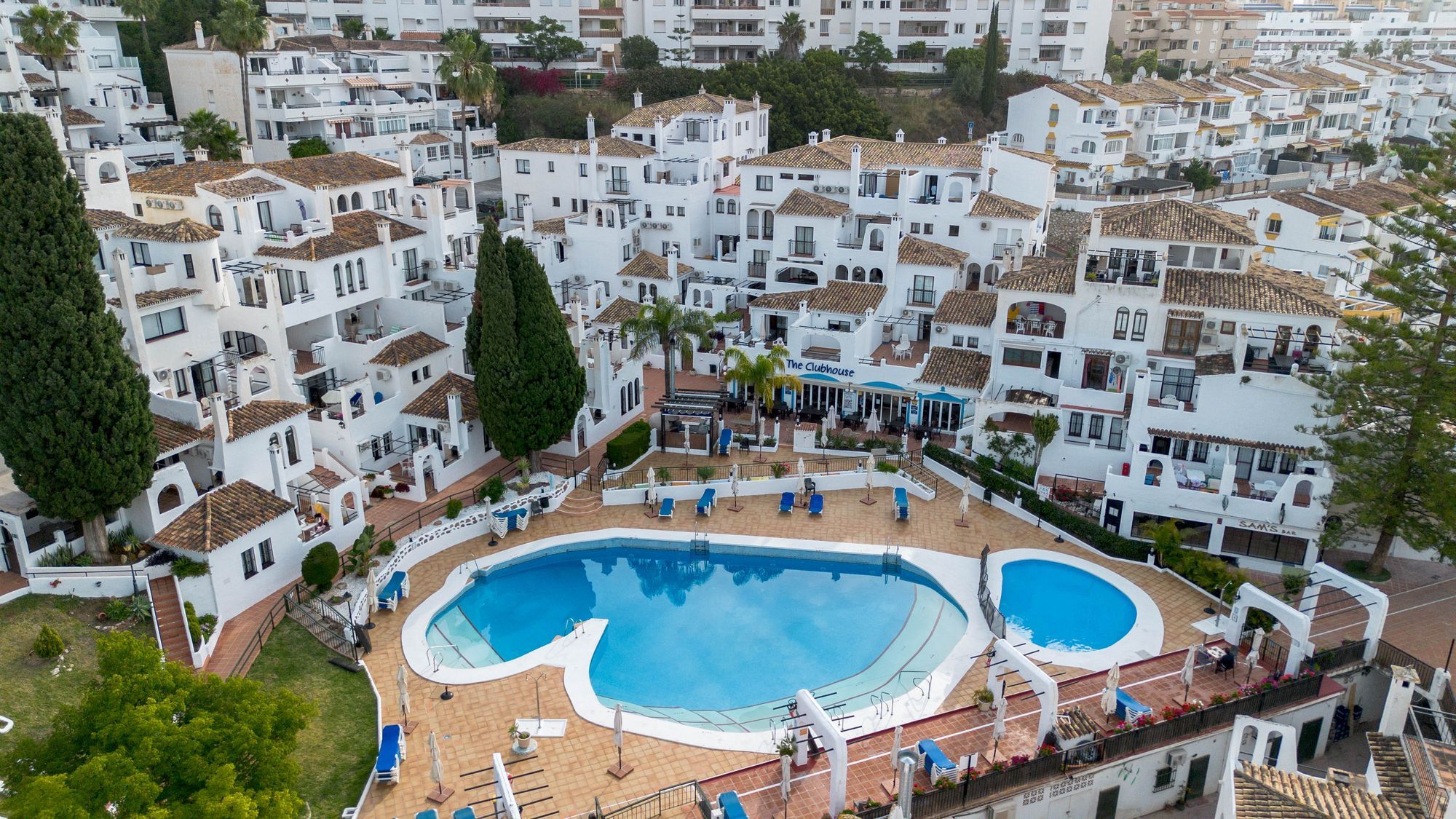 Vista exterior de Ático en venta en Benalmádena con Terraza y Balcón