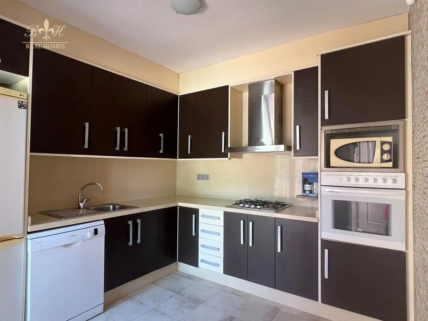 Cocina de Casa o chalet de alquiler en L'Alfàs del Pi con Aire acondicionado, Trastero y Piscina