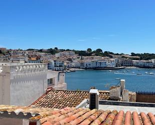 Vista exterior de Casa o xalet en venda en Cadaqués amb Aire condicionat, Terrassa i Balcó