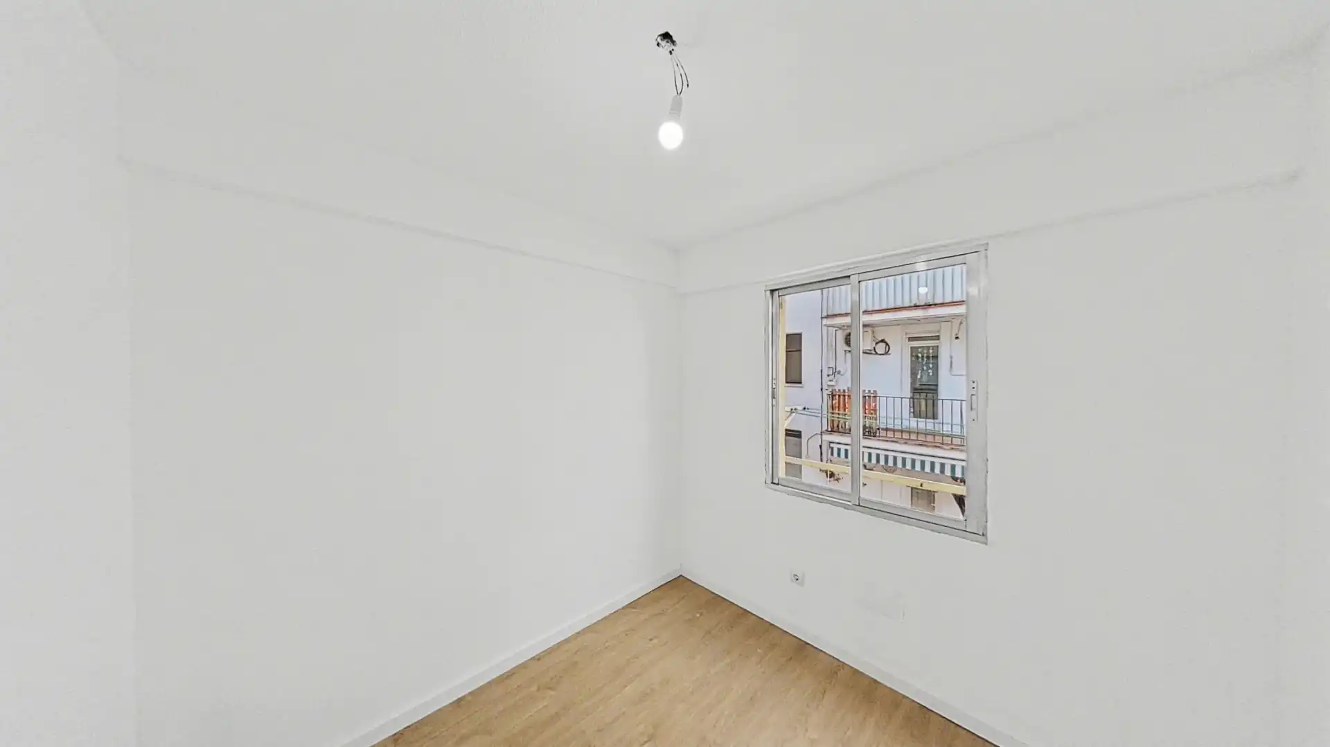 Bedroom of Flat for rent in Madrid  with Oven and Pets allowed
