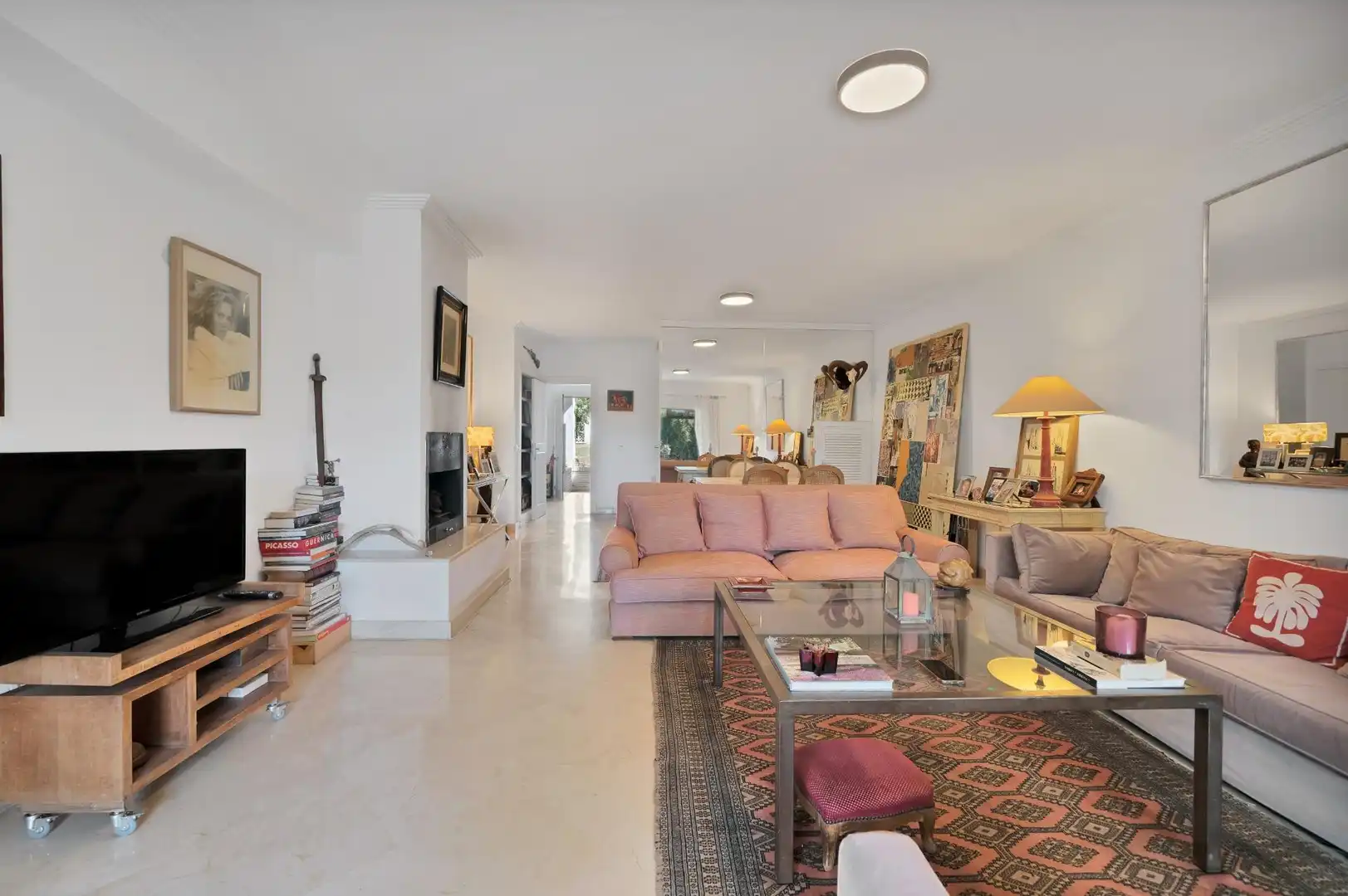 Sala de estar de Casa adosada en venta en Marbella con Aire acondicionado, Terraza y Trastero