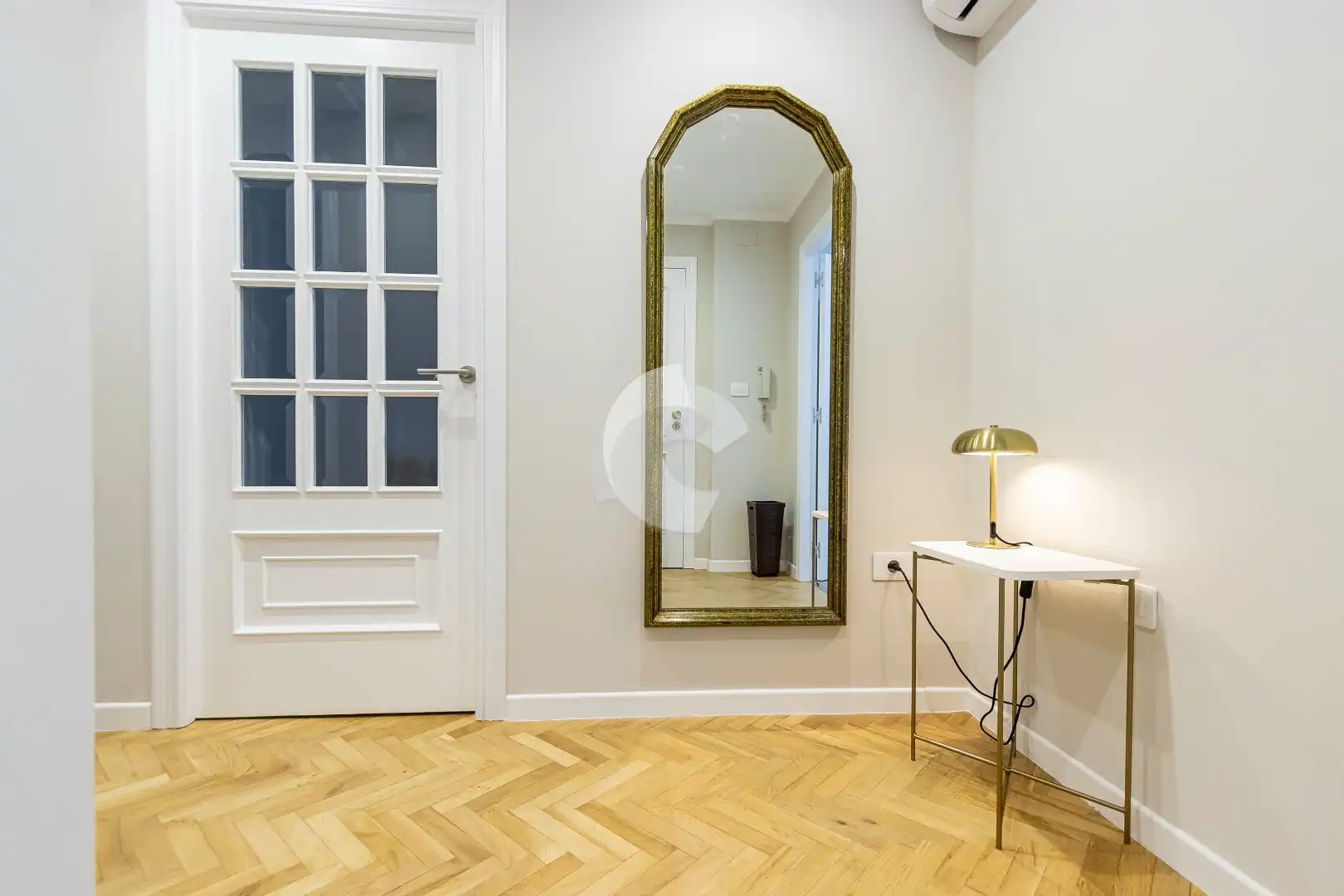 Piso de alquiler en Couto