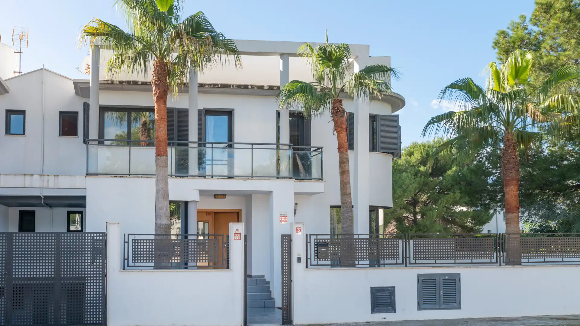 Vista exterior de Casa o xalet en venda en  Palma de Mallorca amb Aire condicionat, Calefacció i Terrassa