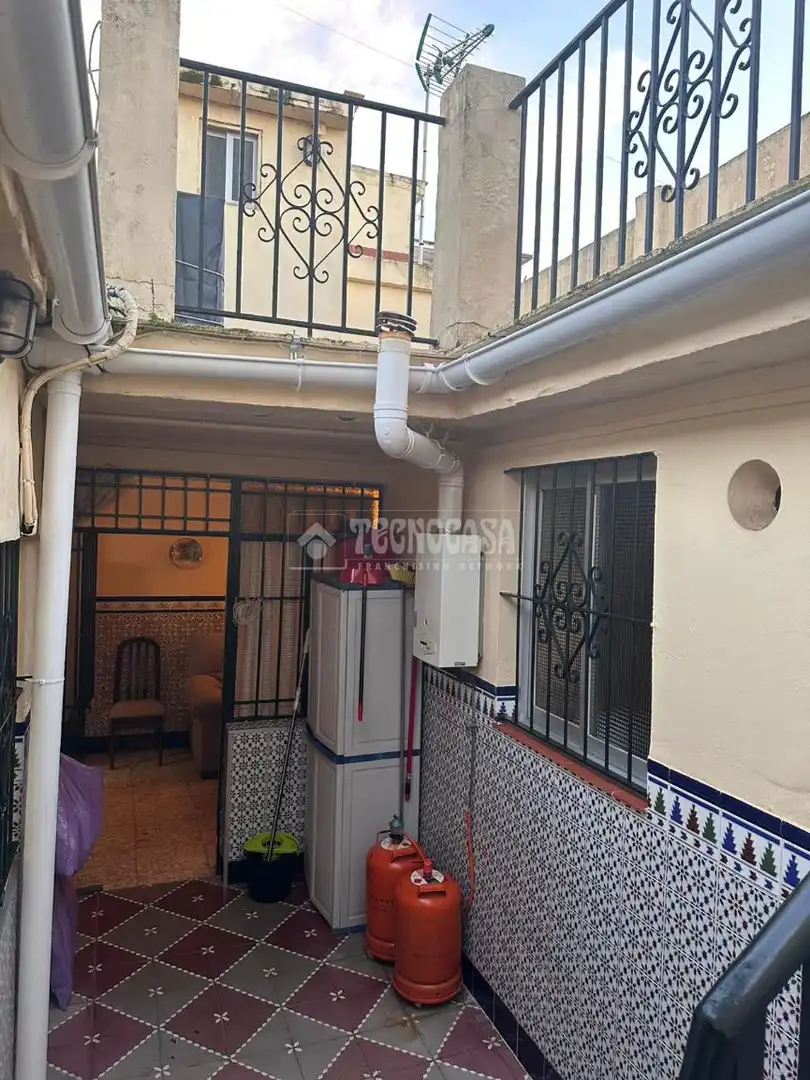 Casa o xalet en venda a Centro - Doña Mercedes