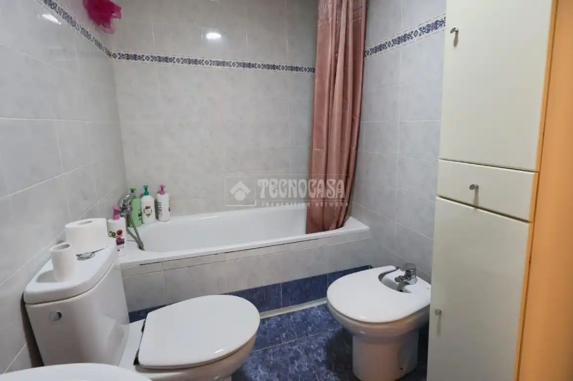 Bany de Pis en venda en Sagunto / Sagunt
