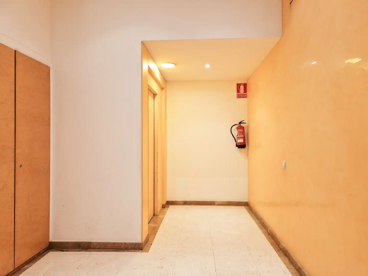 Piso en venta en Canovelles con Calefacción y Terraza