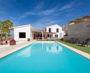 Piscina de Casa o xalet en venda en Pájara amb Aire condicionat, Jardí privat i Terrassa