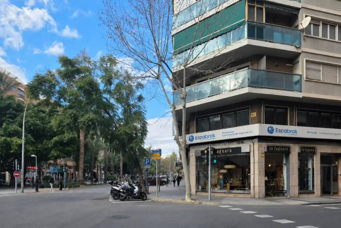 Büro zur Miete in Carrer Reis Catòlics