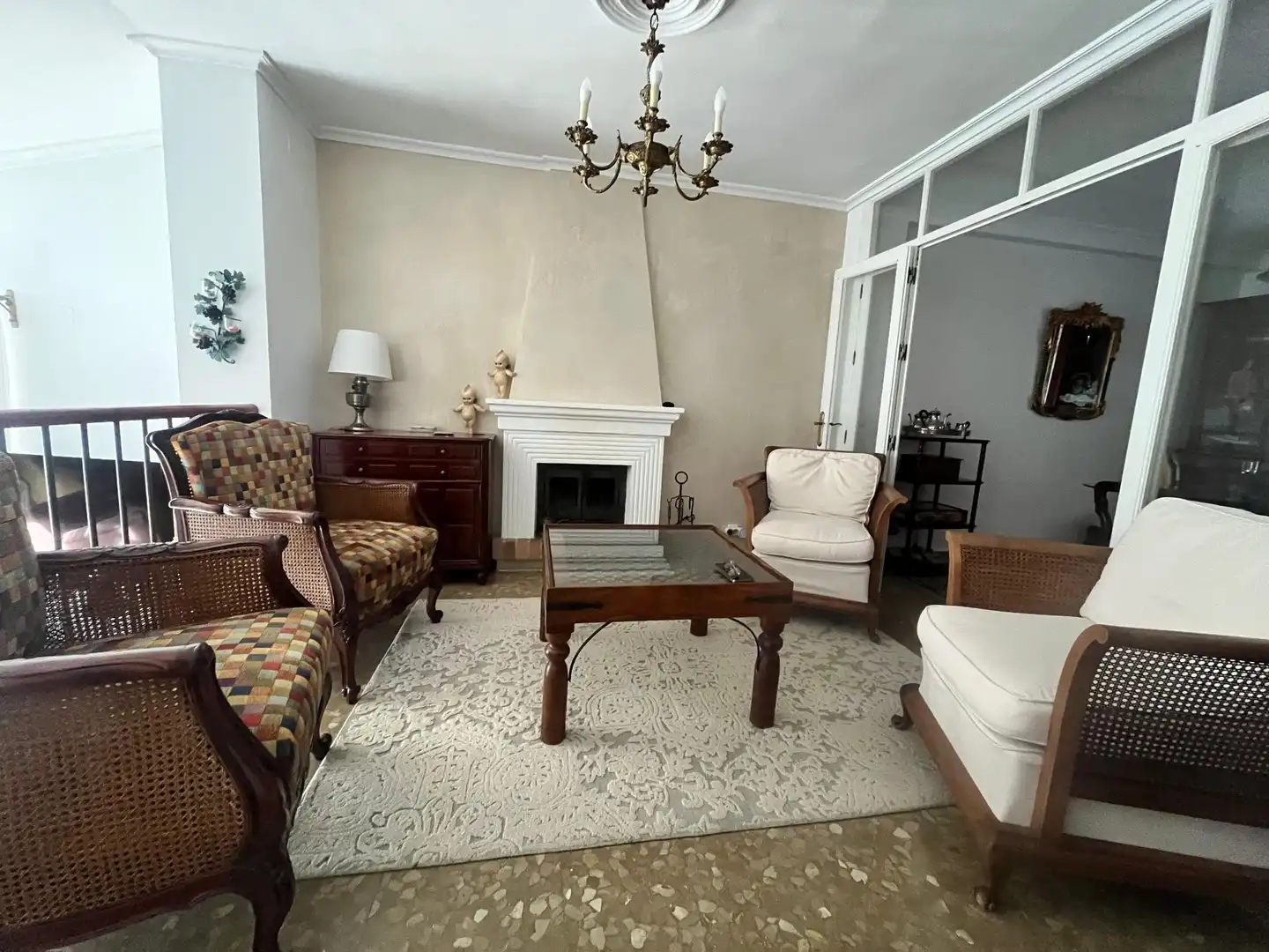 Living room of Houses for sale in Sevilla  with Air Conditioner, Heating and Private garden