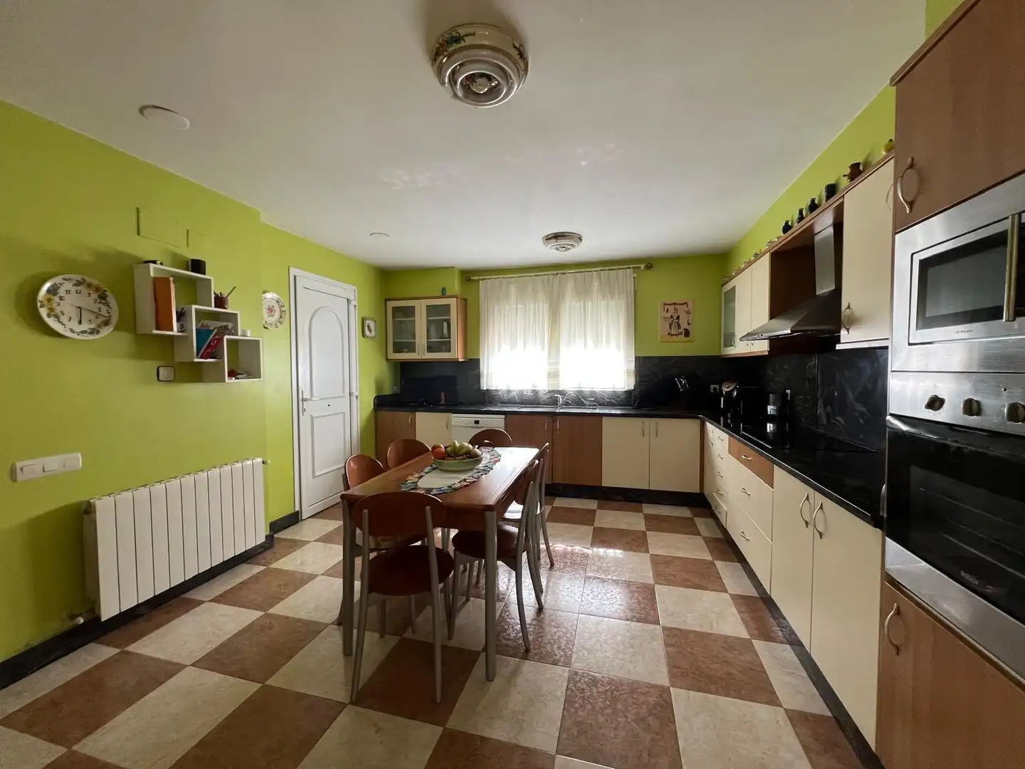 Cuina de Casa o xalet en venda en Ontinyent amb Calefacció, Parquet i Terrassa