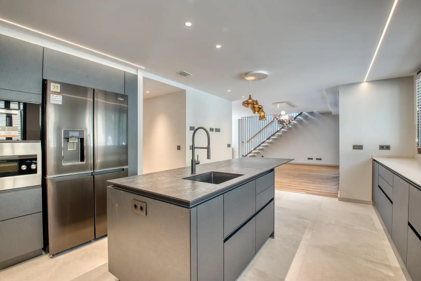 Cocina de Apartamento en venta en Andorra la Vella con Aire acondicionado, Calefacción y Parquet