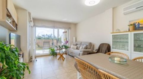 Piso luminoso con jardín privado, piscina y espectacular terraza en Palau-saverdera., imatge 5