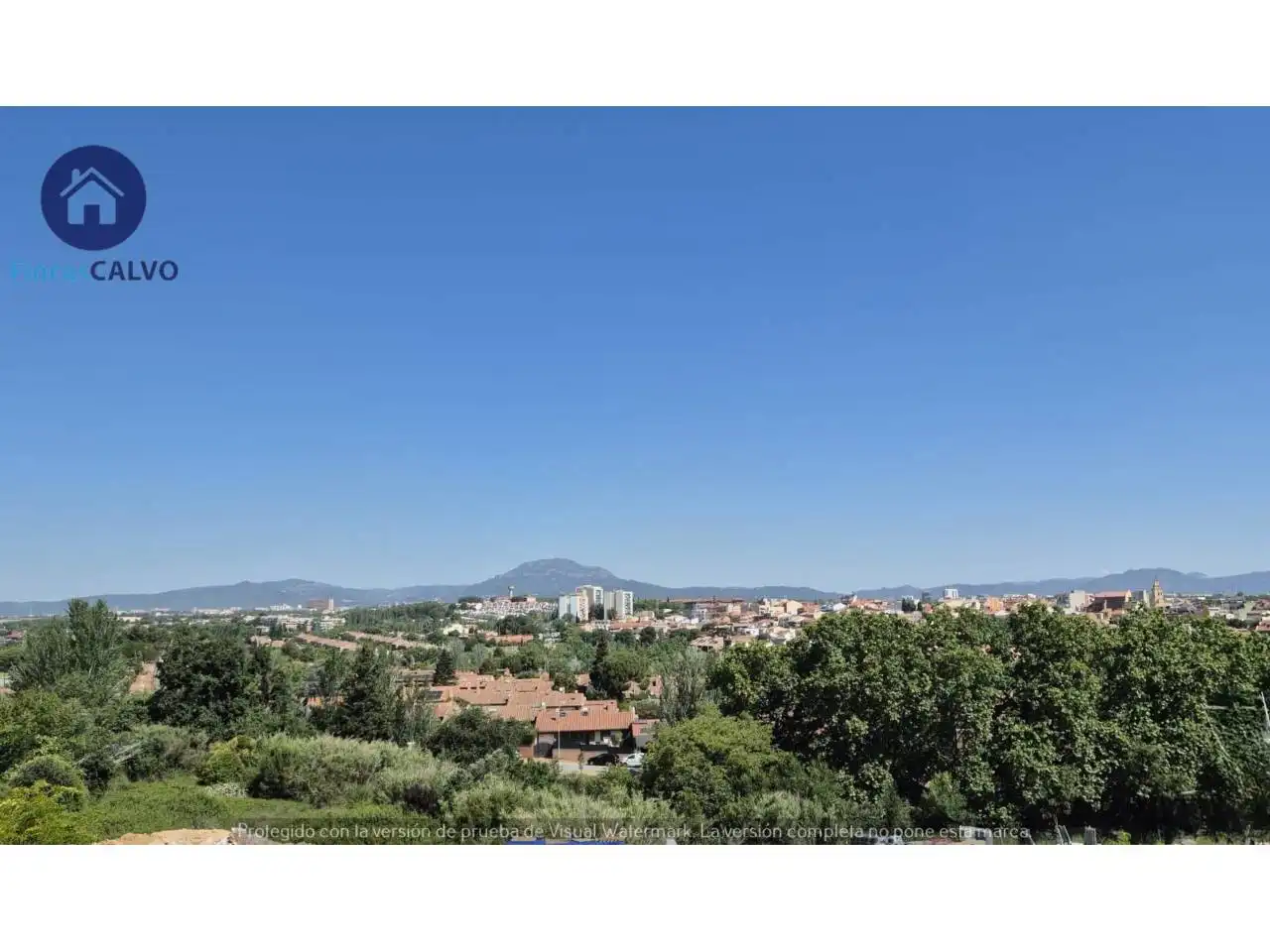 Vista exterior de Casa adosada en venda en Sant Quirze del Vallès amb Aire condicionat, Calefacció i Jardí privat