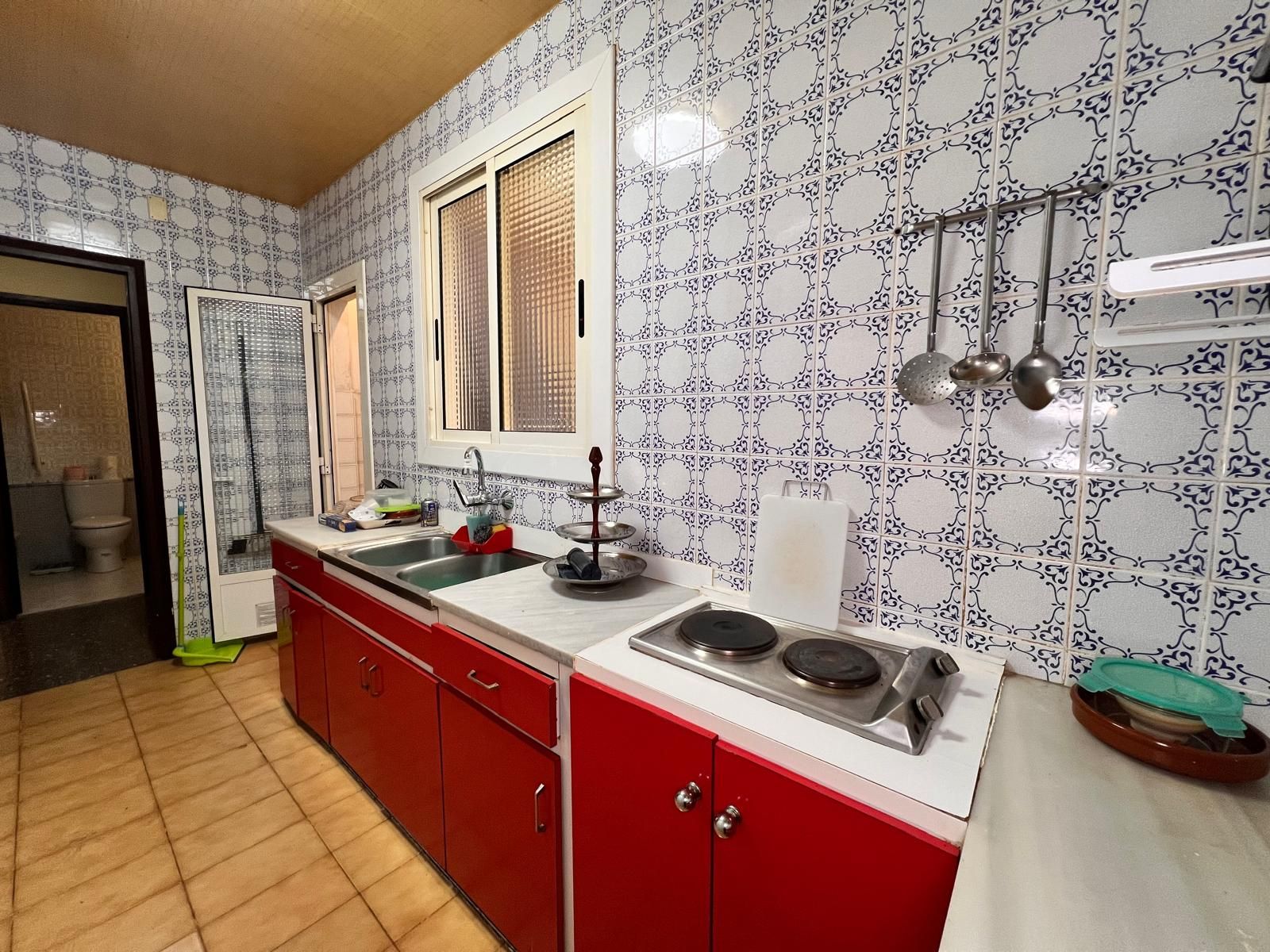 Kitchen of Flat for sale in Cornellà de Llobregat