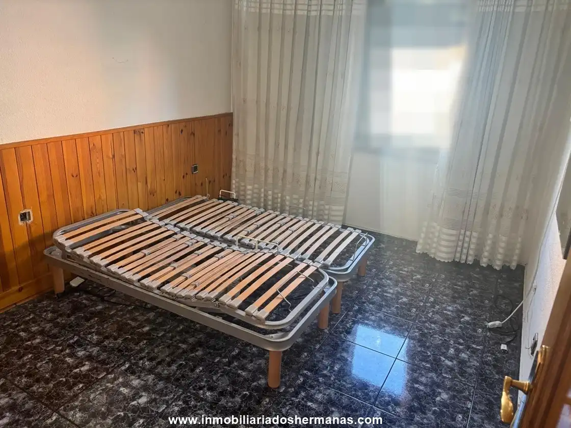 Habitación de Piso en venta en El Prat de Llobregat con Balcón