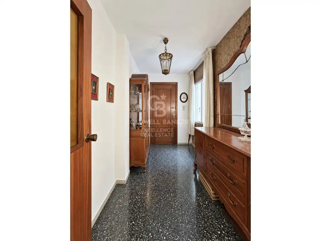 Flat with lift for sale in Calle Cavanilles, imagen 7