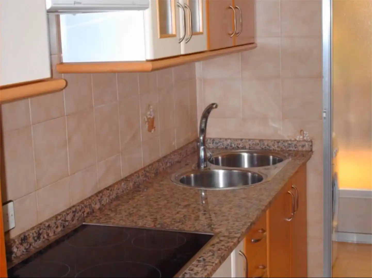 Cuina de Pis en venda en Salamanca amb Calefacció i Moblat