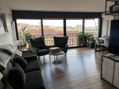 Living room of Duplex to rent in  Barcelona Capital  with Air Conditioner and Balcony