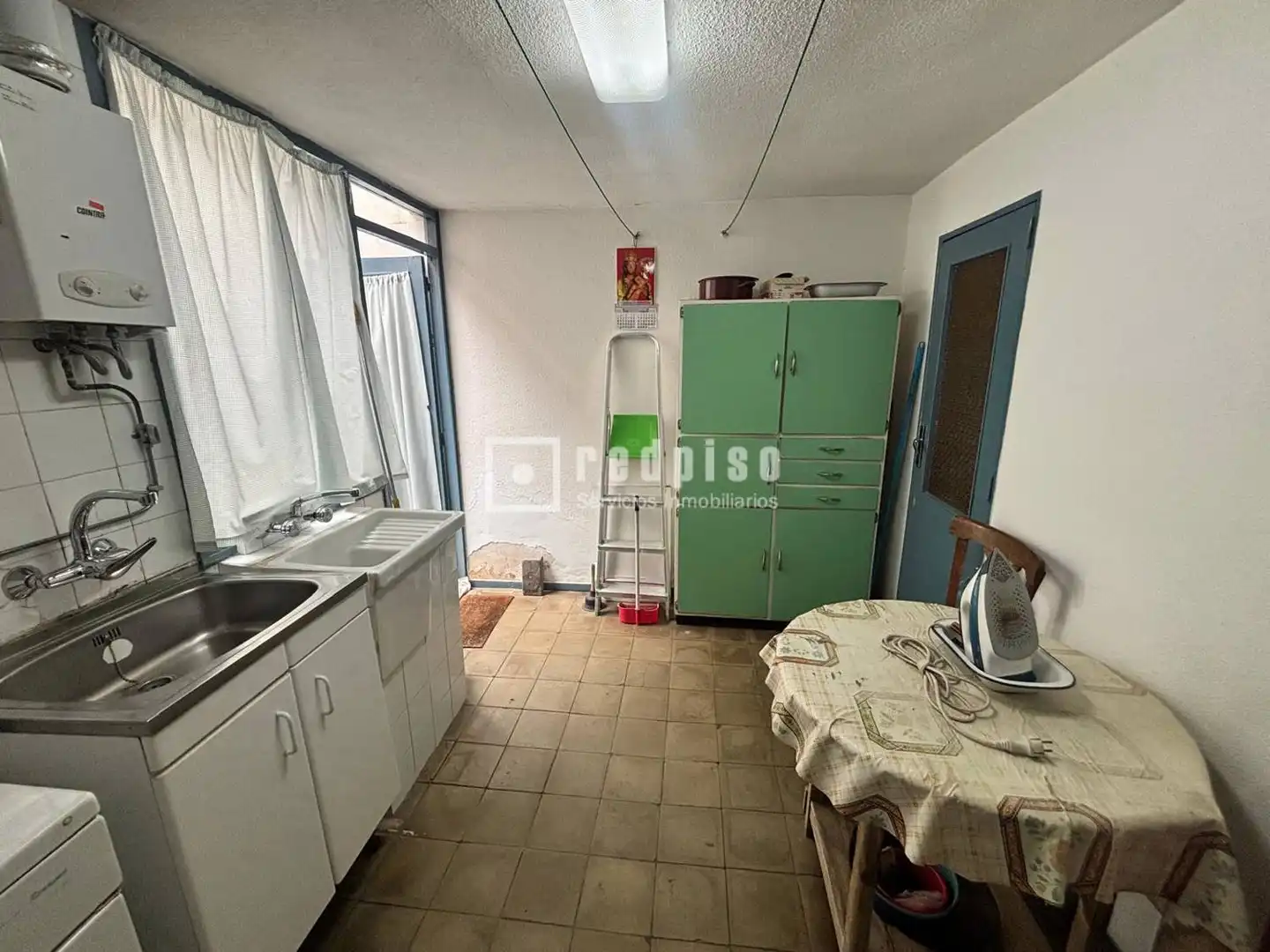 Cuina de Casa o xalet en venda en Madrid amb Terrassa