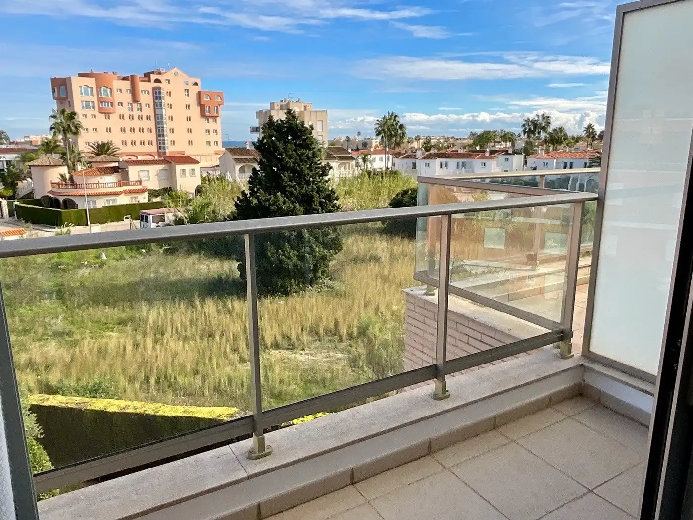 Ático en venta en Urbanizacion OLIVA NOVA 1, 2, Oliva Nova