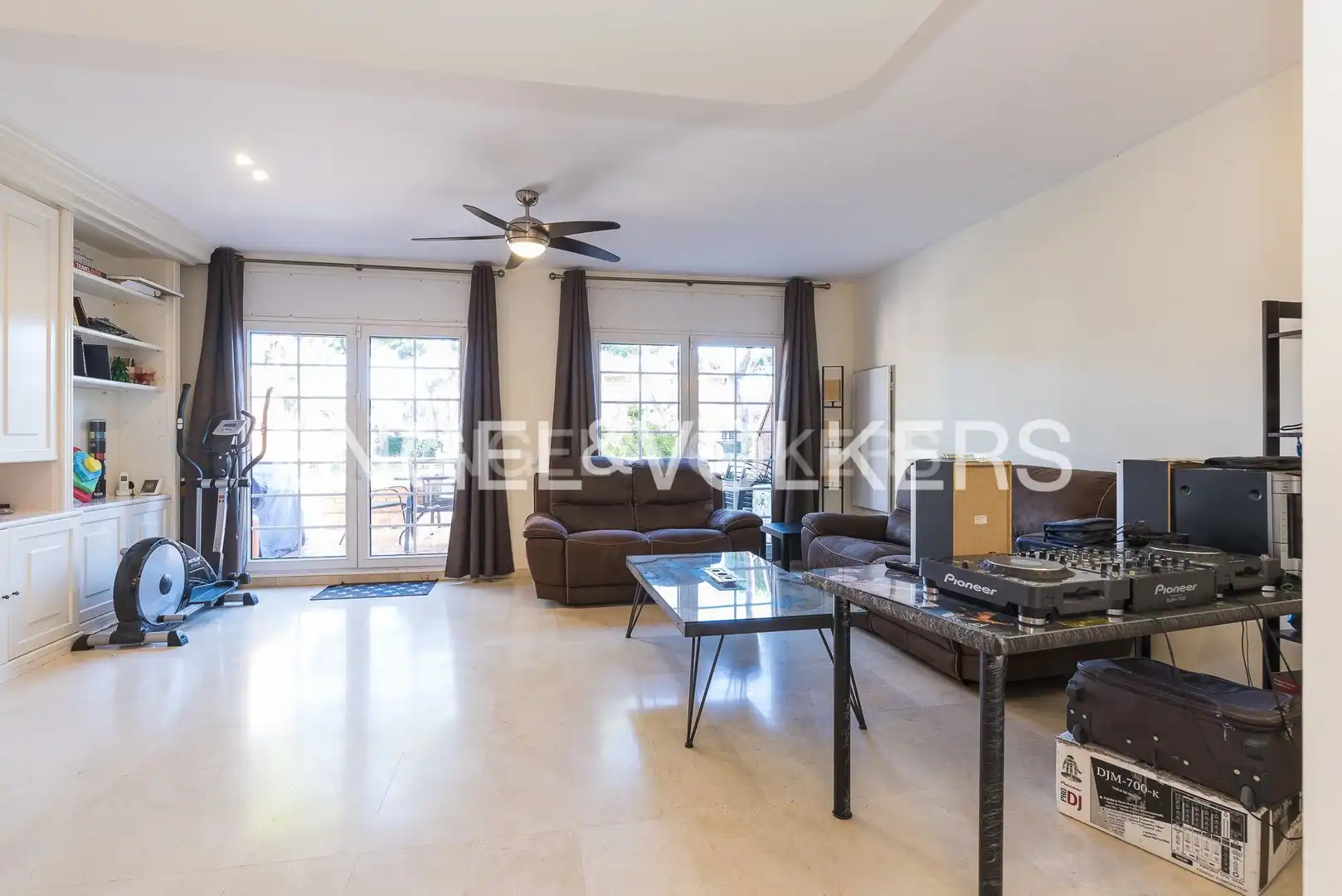 Living room of Houses for sale in Gavà  with Air Conditioner, Heating and Private garden