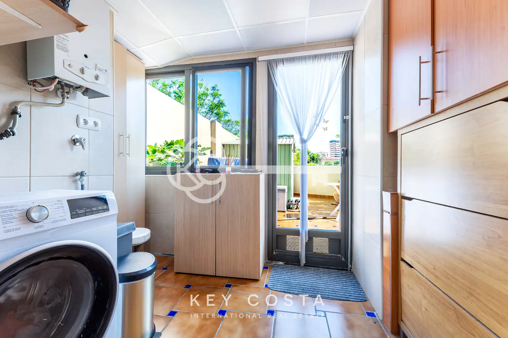 Kitchen of Flat for sale in Alicante / Alacant  with Air Conditioner, Heating and Private garden