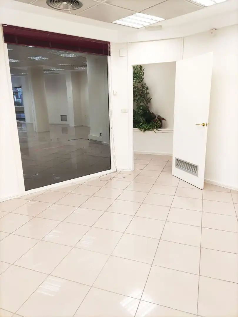 Local comercial en alquiler en MODESTO LAFUENTE 12, imagen 12