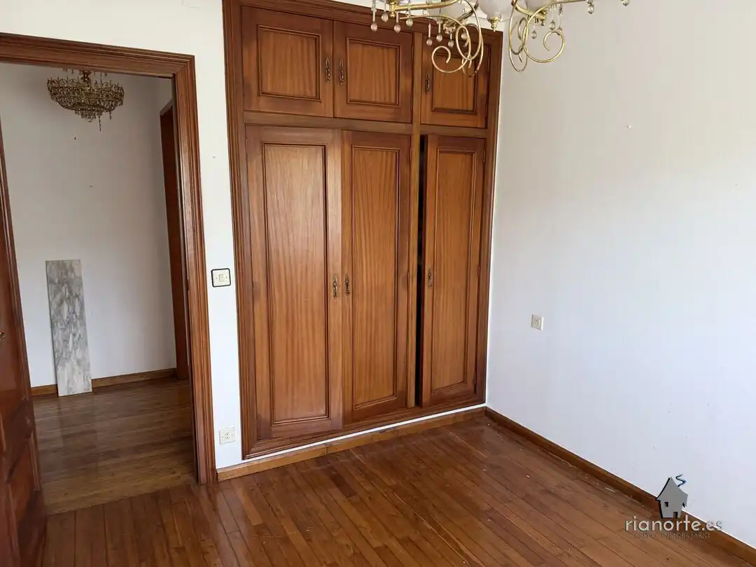 Habitación de Casa o chalet en venta en Colunga con Calefacción y Jardín privado