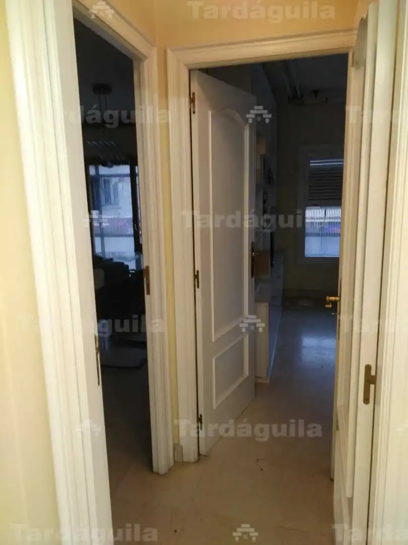 Office for sale in Salamanca  with Air Conditioner and Heating