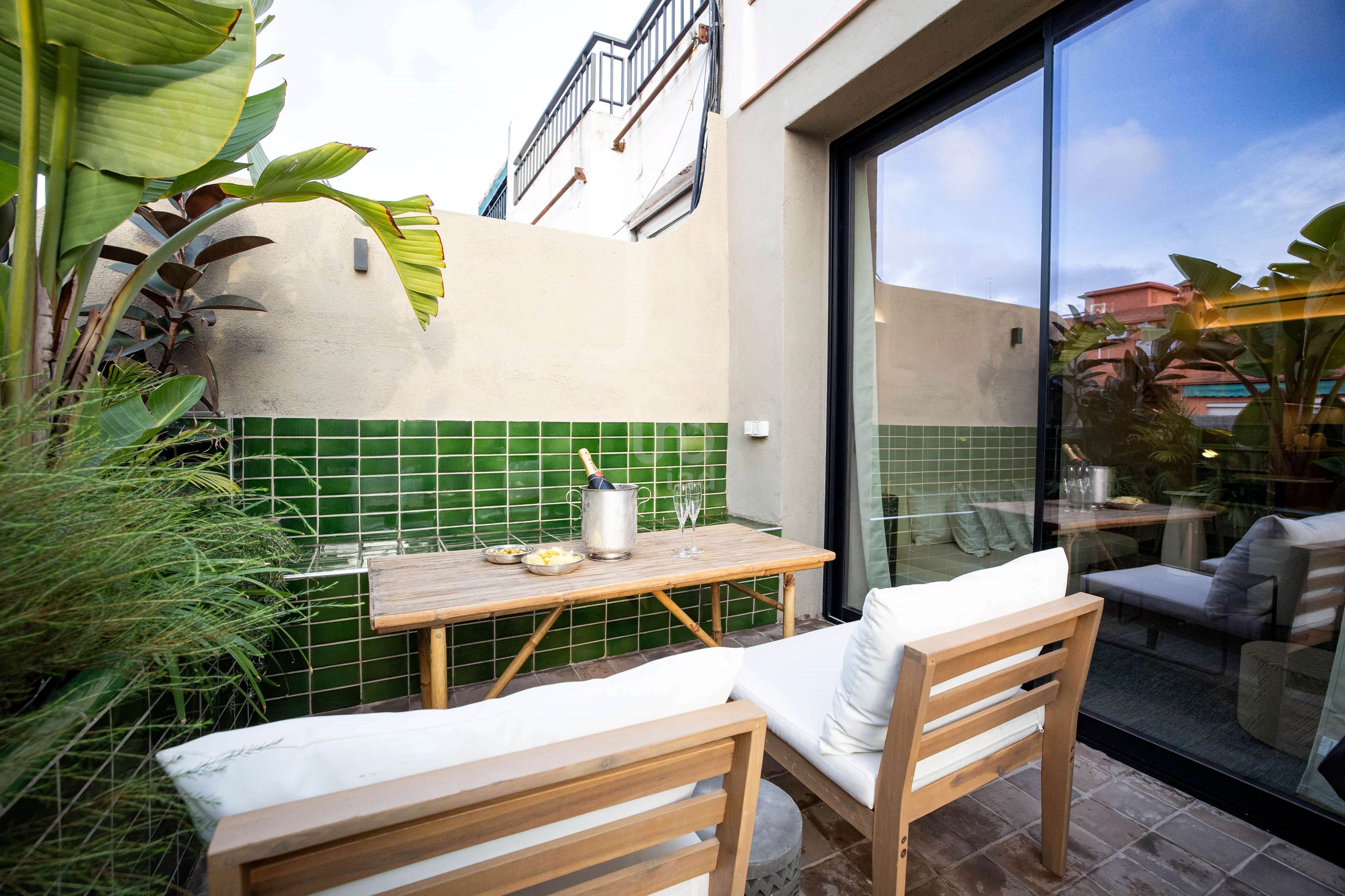Terrace of Attic to rent in  Barcelona Capital  with Air Conditioner, Heating and Terrace