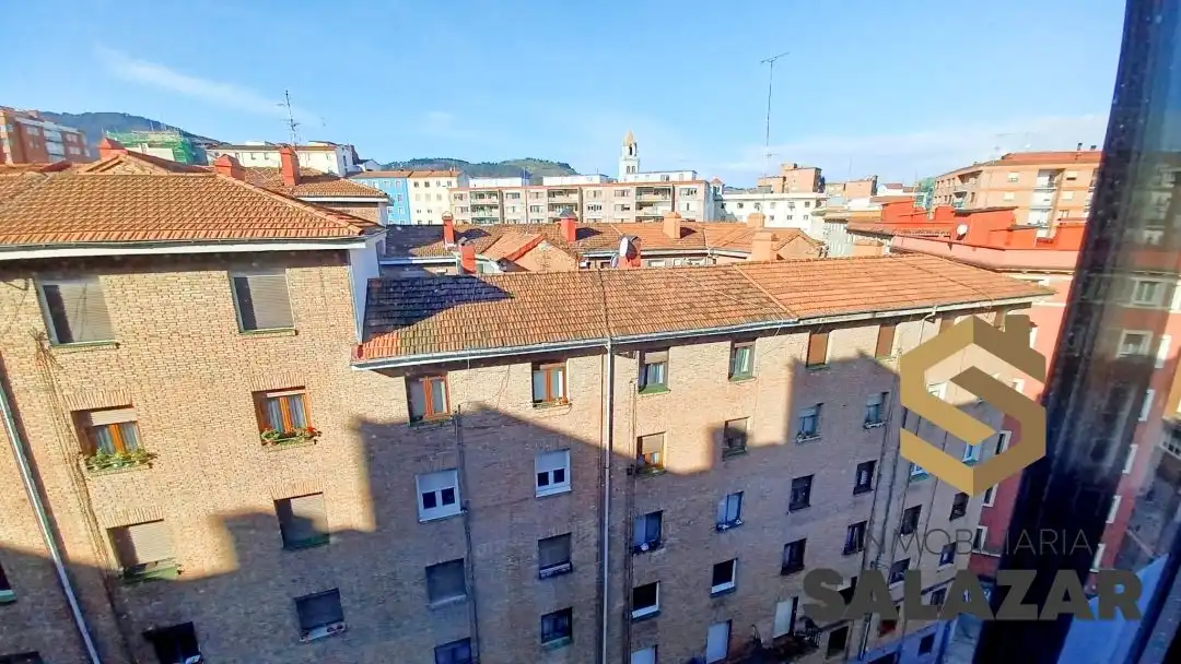 Flat for rent in Zabalaren Zeharkalea, Miribilla