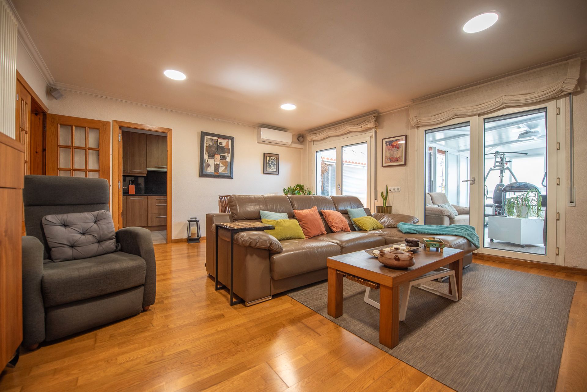 Sala de estar de Piso en venta en Sant Feliu de Guíxols con Aire acondicionado, Calefacción y Parquet