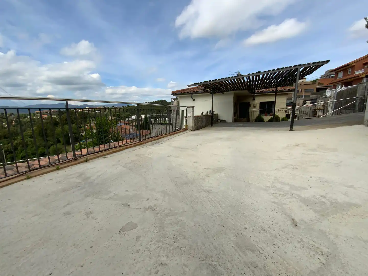 Terraza de Casa adosada en venta en Terrassa con Calefacción, Jardín privado y Terraza