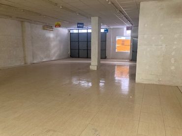 Local comercial en alquiler en Calle José Salarrullana