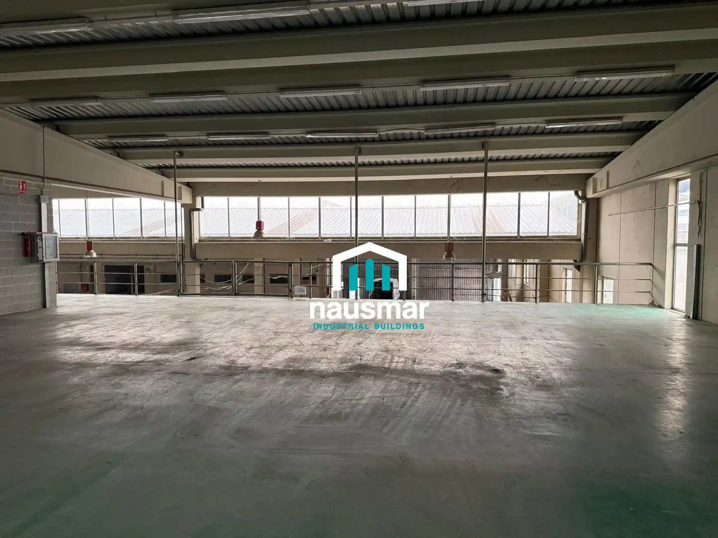 Nave industrial de alquiler en Palafolls