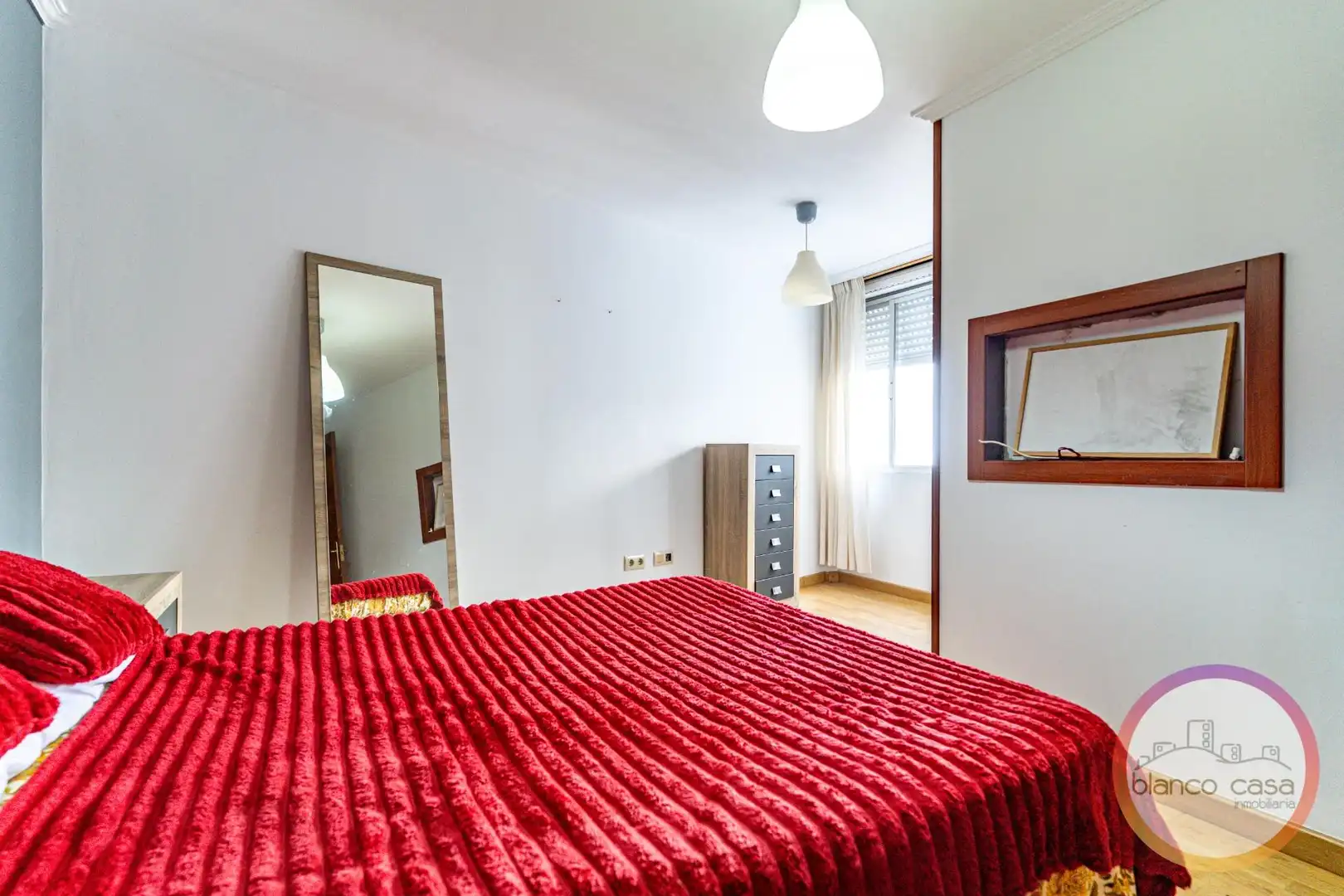 Habitación de Piso en venta en Carballo con Terraza, Trastero y Amueblado