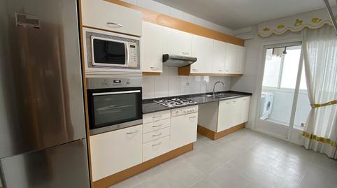 Photo 2 of Flat to rent in Plaça Teresa Valls I Diví, 8, Marianao, Barcelona
