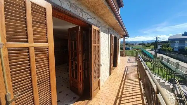 Terrassa de Casa o xalet en venda en Ponferrada amb Calefacció, Jardí privat i Terrassa