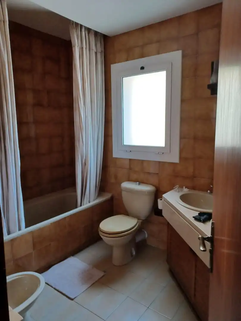 Casa amb terrassa en venda a La Miranda, imagen 18