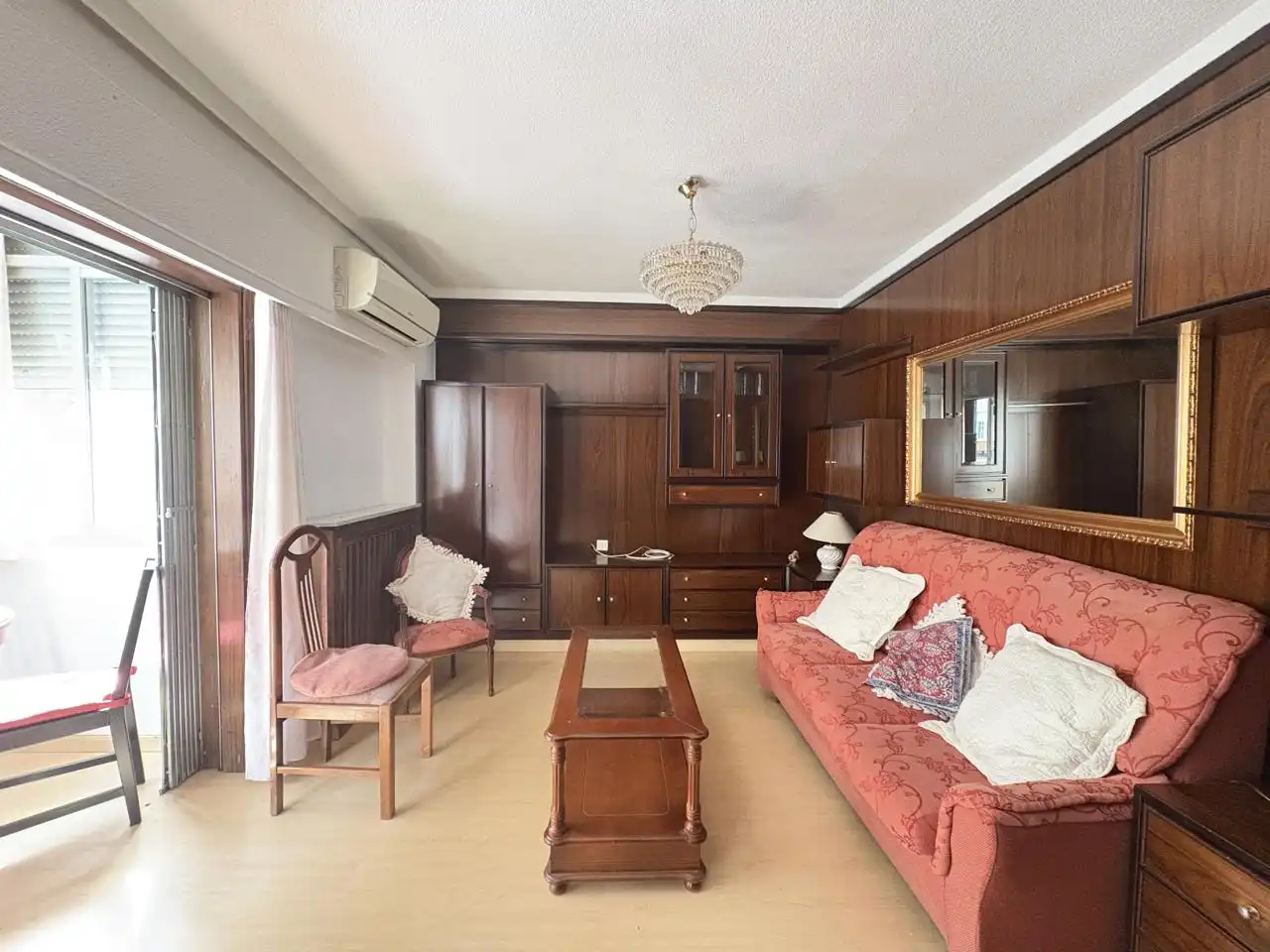 Wohnung zur Miete in De Los Hermanos Gómez, Ventas, Ciudad Lineal