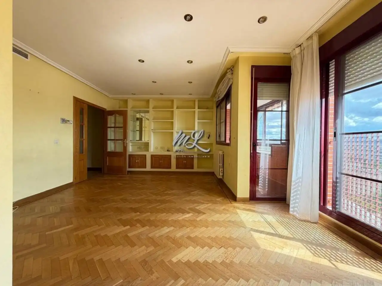 Sala de estar de Piso en venta en Toledo con Aire acondicionado, Calefacción y Parquet