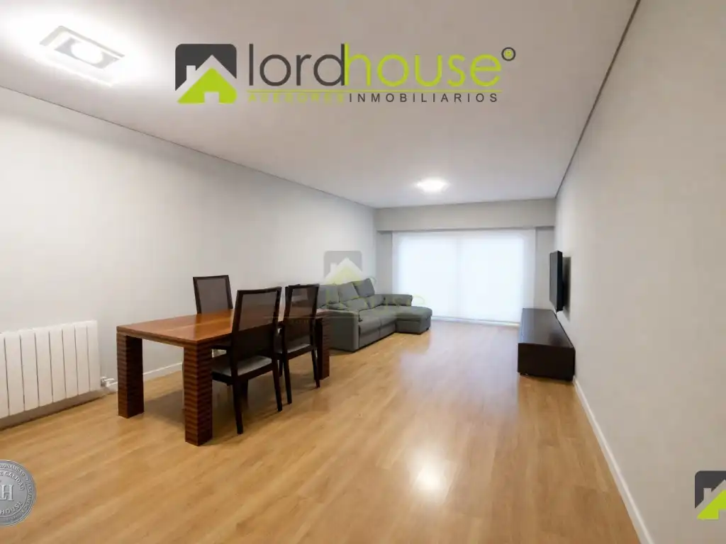 Piso con ascensor en venta en Calle Jose Mouliaa, imagen 4
