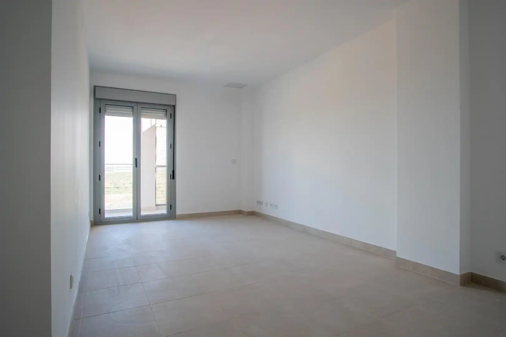 Wohnung zum Verkauf in San Fernando mit Klimaanlage, Heizung und Terrasse