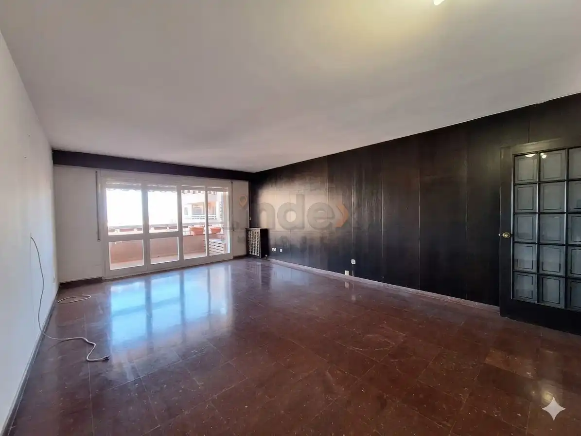 Sala de estar de Piso en venta en Mataró con Calefacción, Horno y Balcón