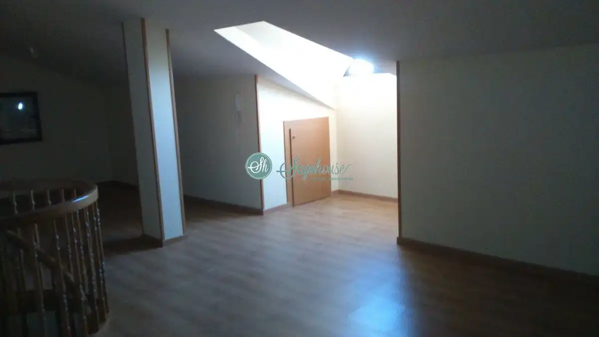 Houses for sale in Espirdo  with Terrace and Storage room