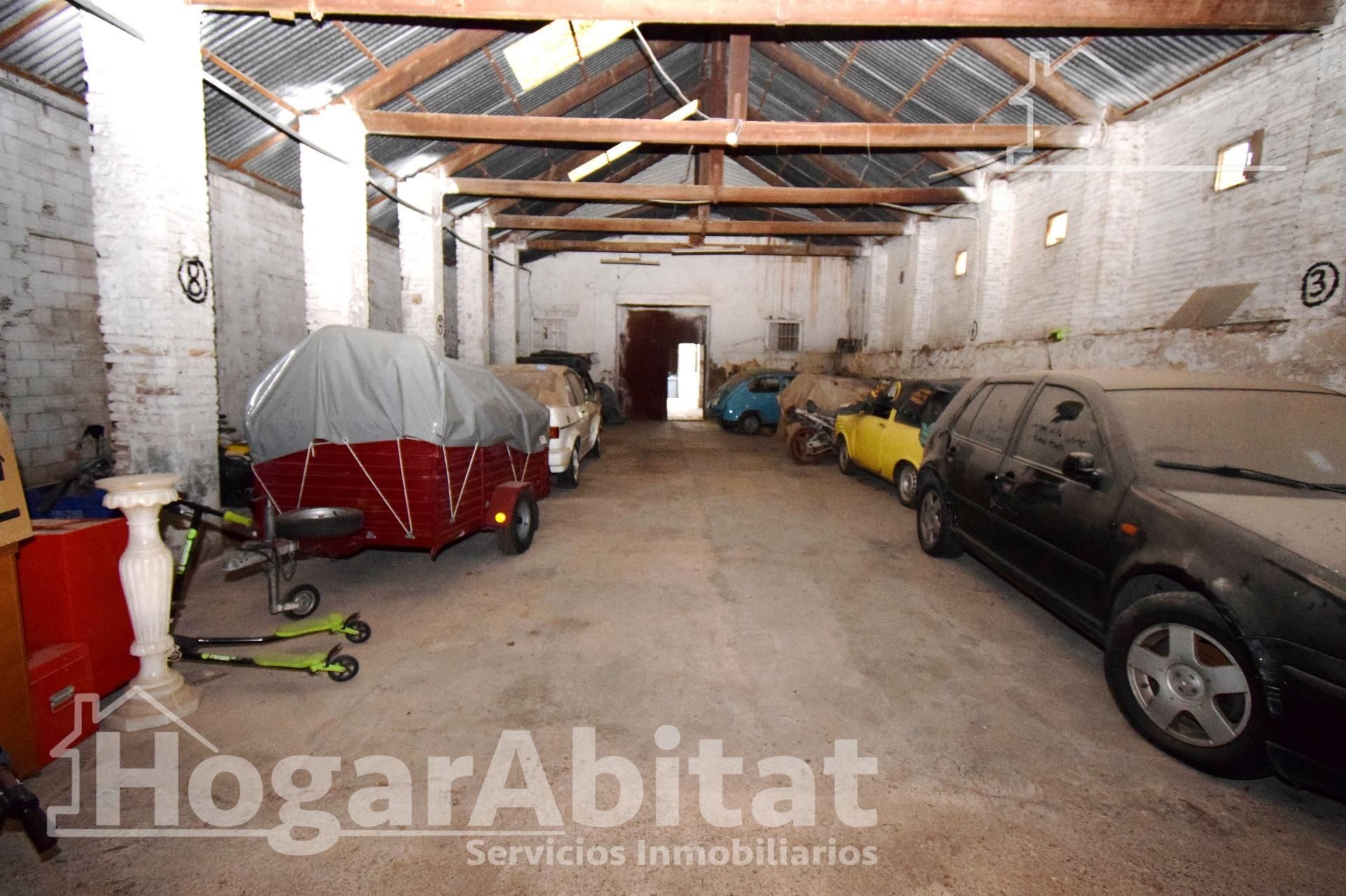 Parking of House or chalet for sale in  Valencia Capital  with Terrace and Storage room
