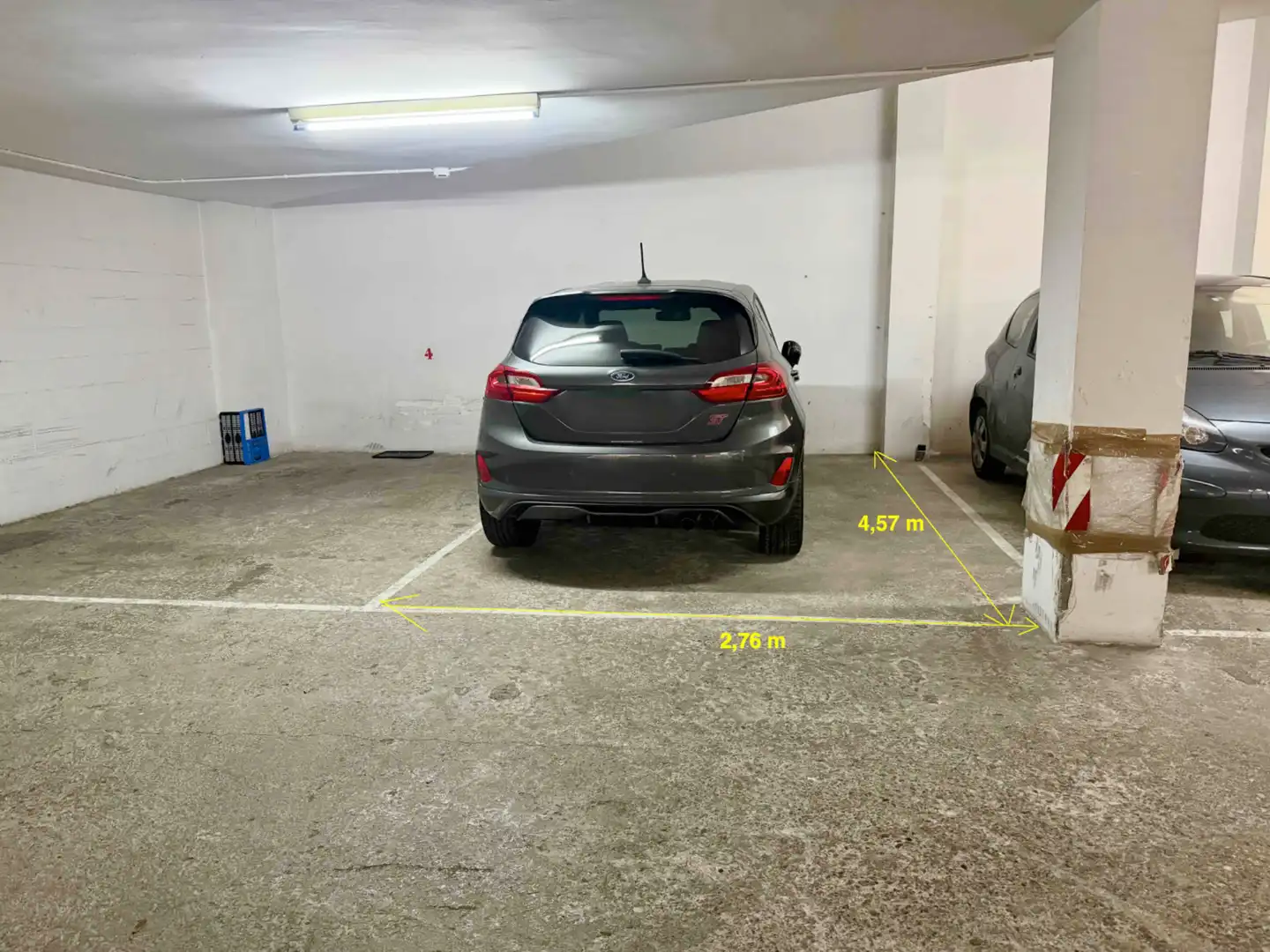 Aparcament de Àtic en venda en Barcelona amb Calefacció, Terrassa i Internet