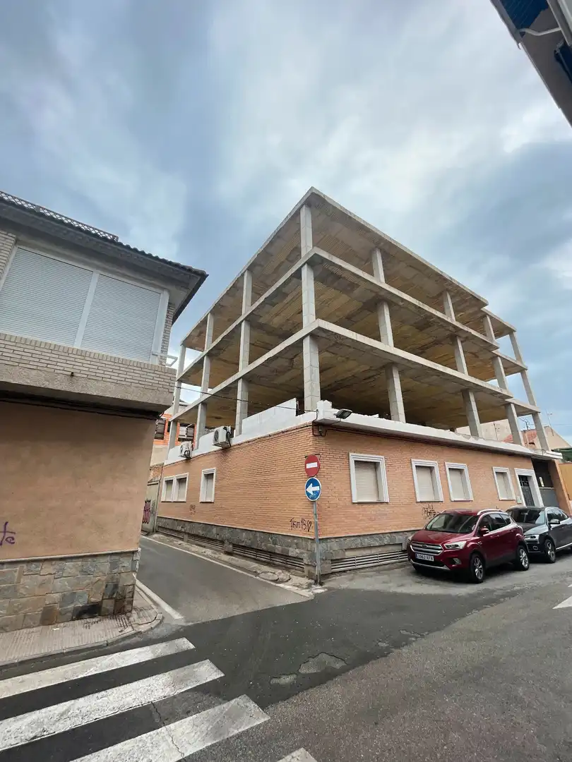Außenansicht von Gebäude zum Verkauf in Murcia