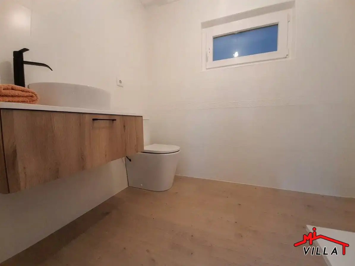 Baño de Piso en venta en Ampuero con Calefacción y Terraza